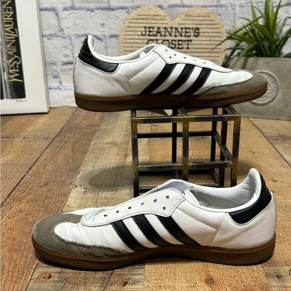 Adidas SAMBA OG SHOES size 11 - Picture 3 of 11